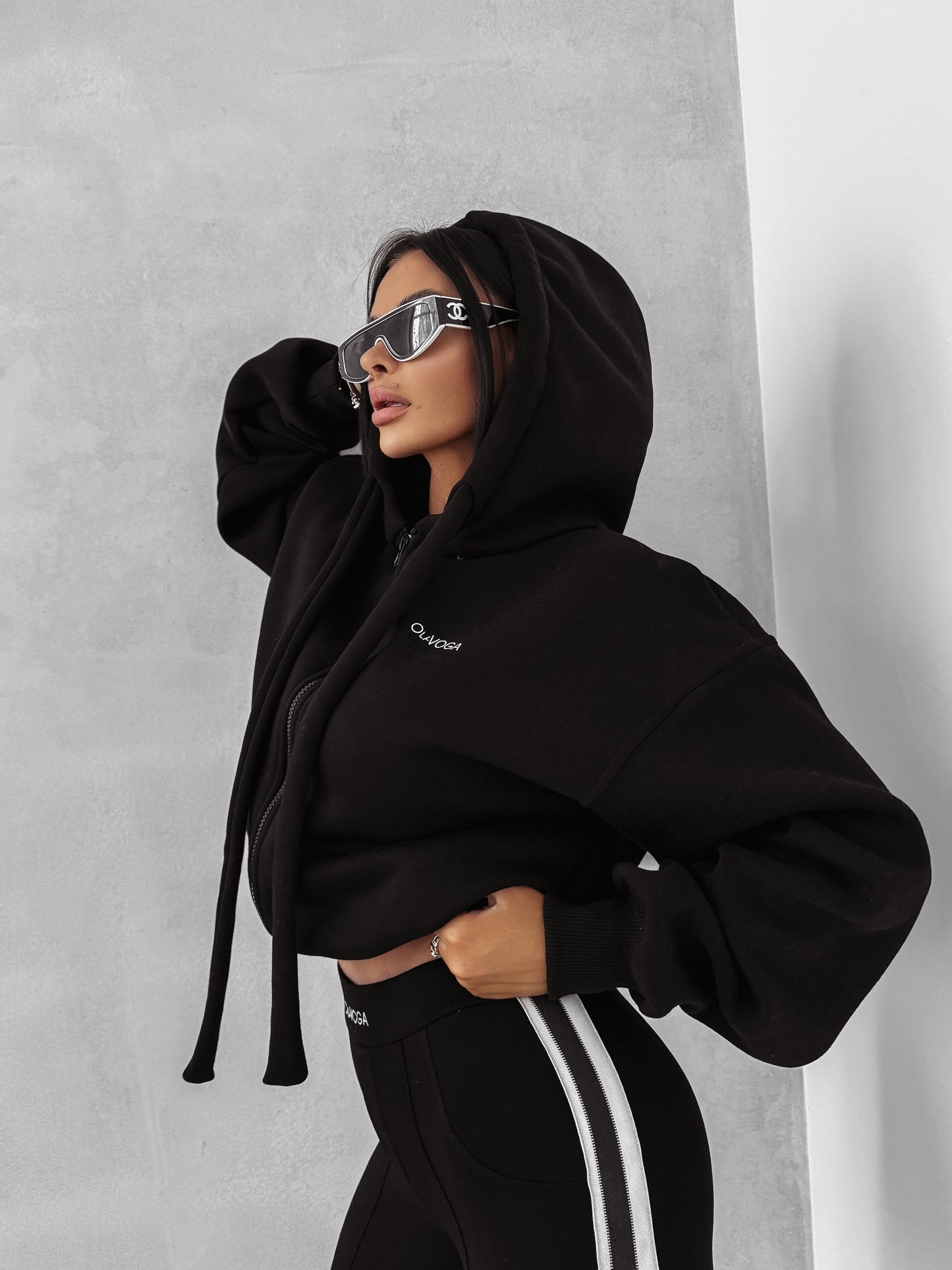 Feelings Pulcsi Fekete