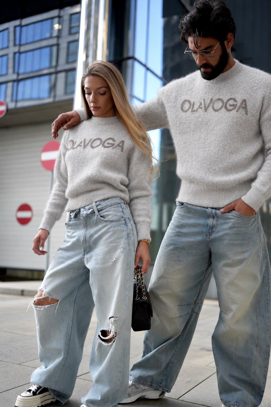 Vila Pulcsi Bézs