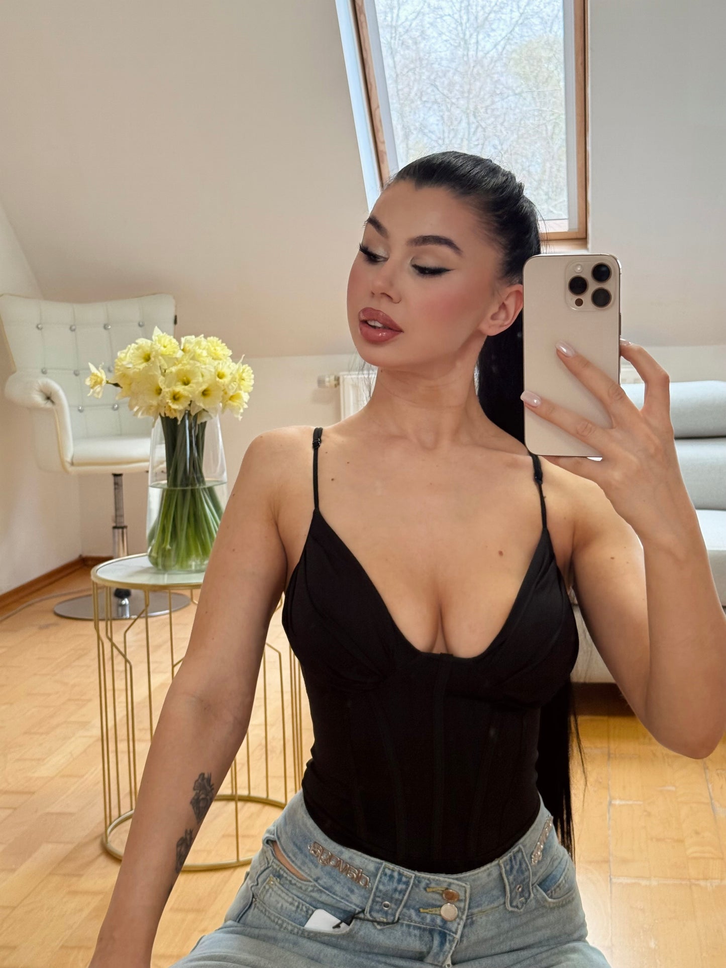 Floral Muse Body Fekete