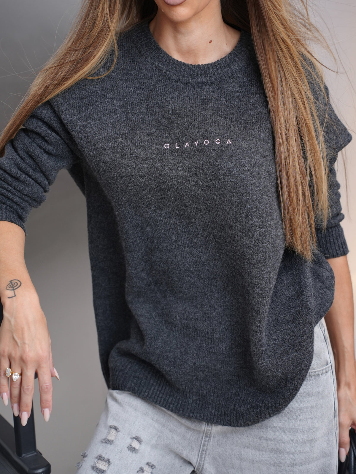 Talla Pulcsi Grafit