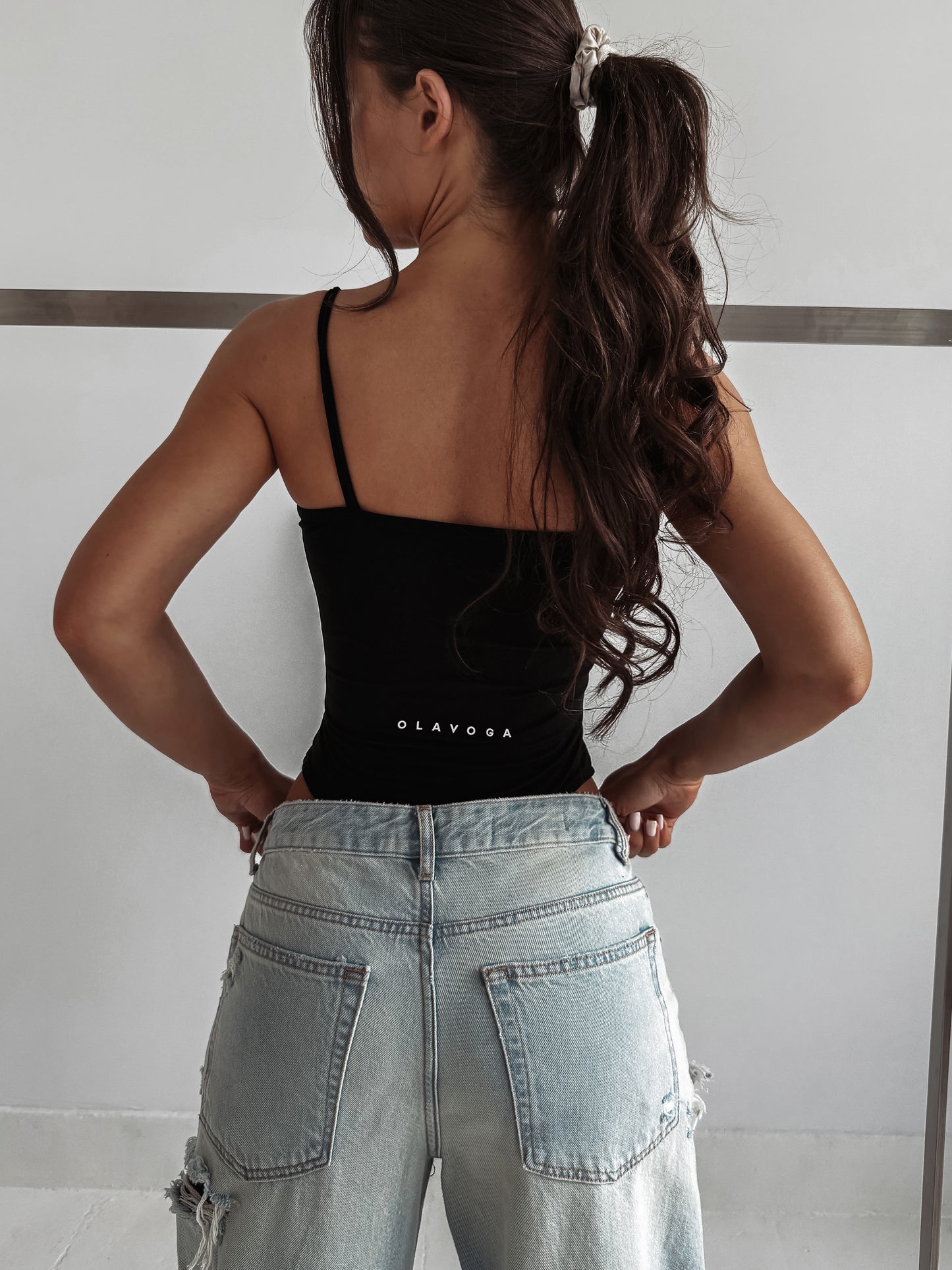 Virenia Body Fekete