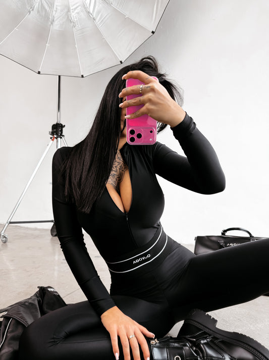 Nowera Overál Fekete