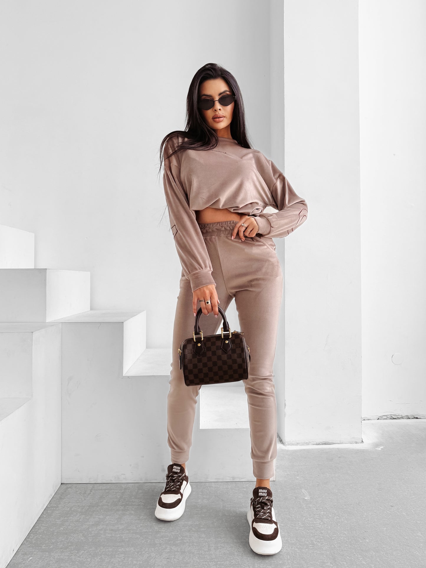 Velvet Ash Szett Latte