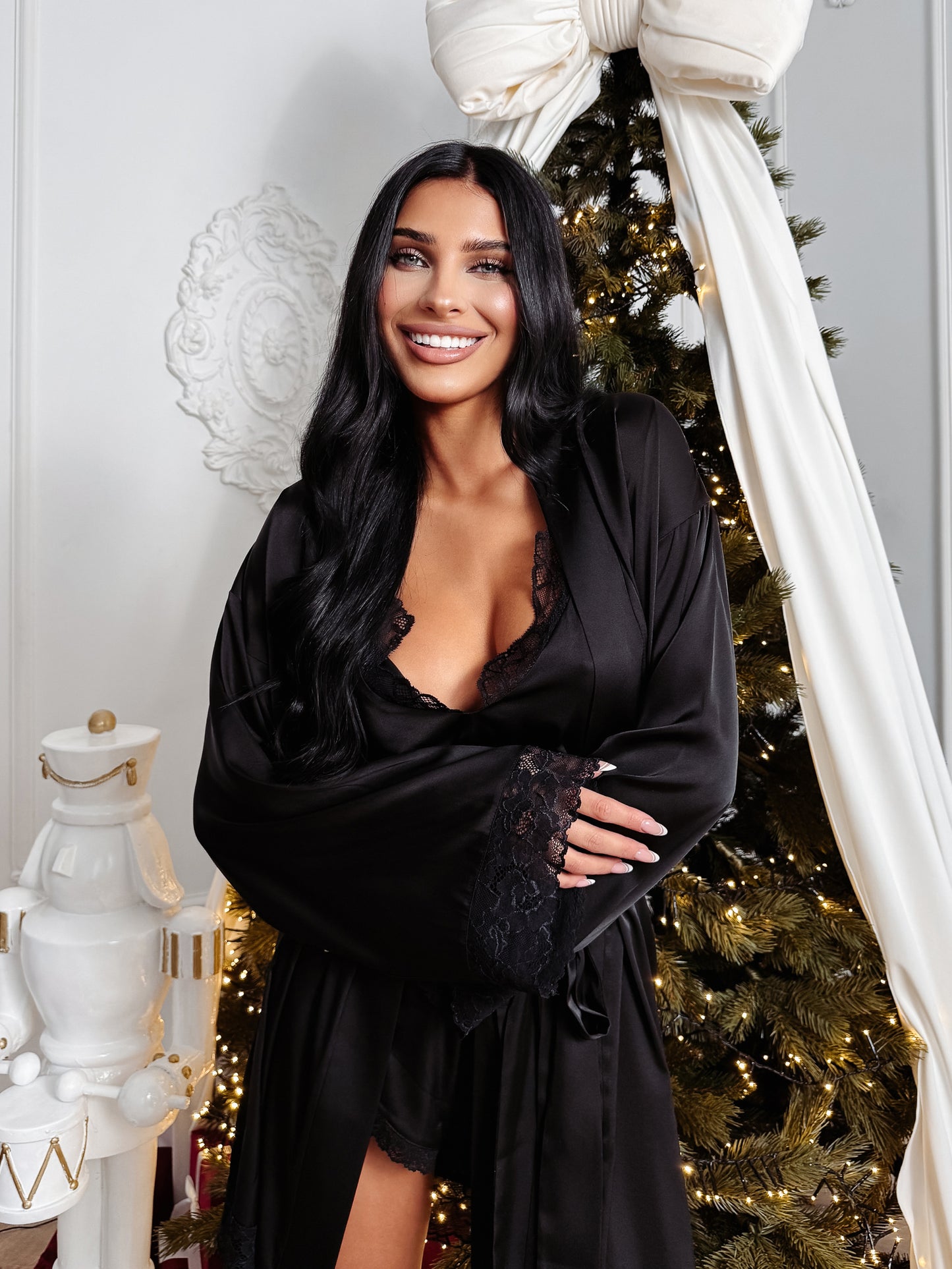 Saffron Köntös Fekete