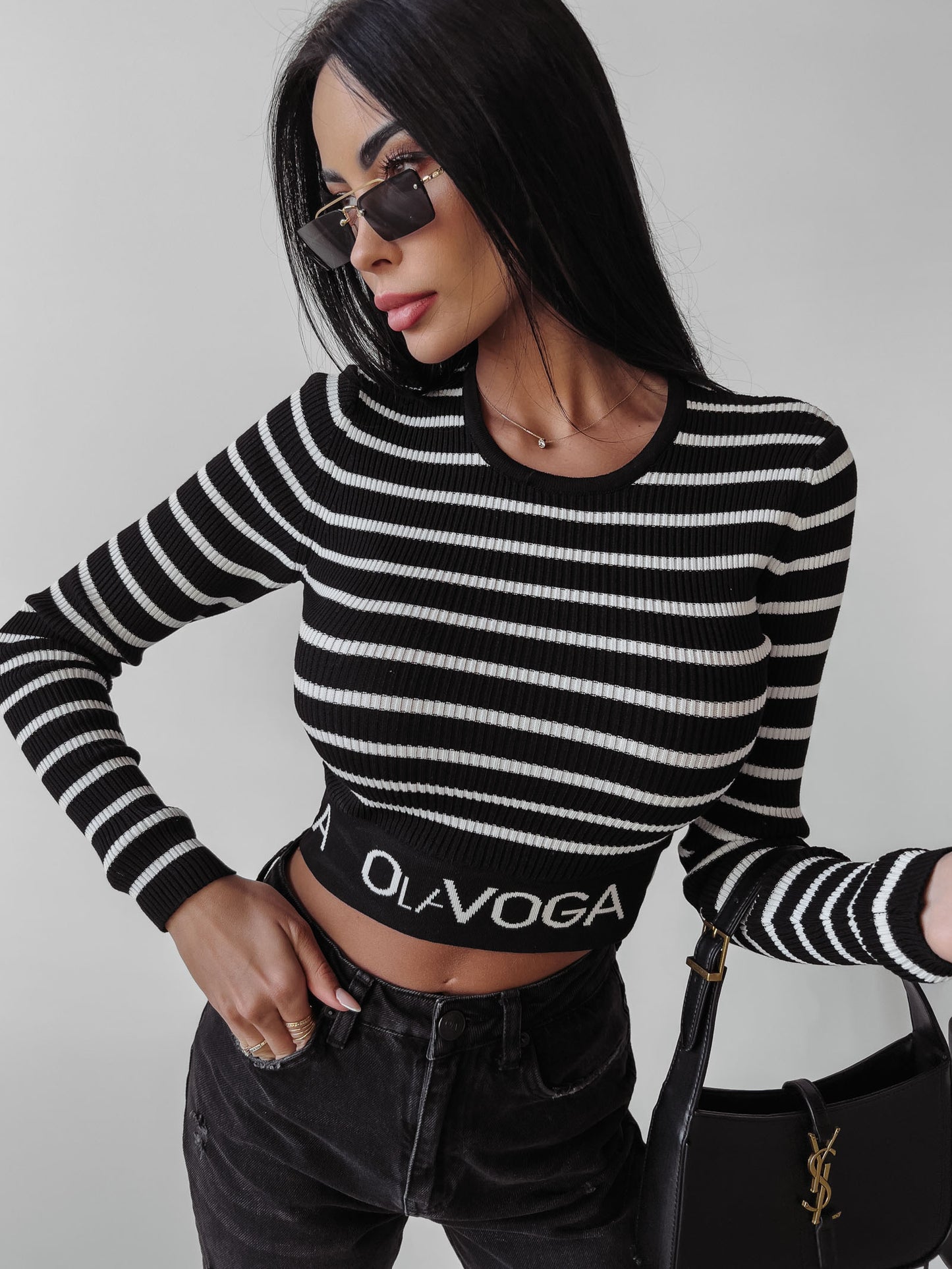 Dana Top Fekete-Fehér